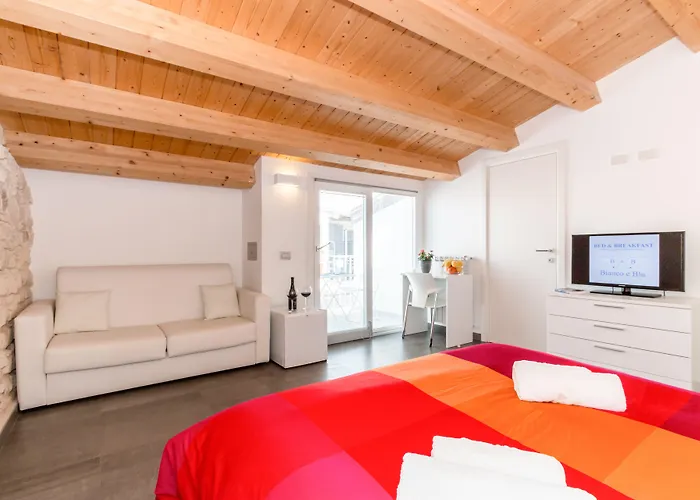 白与蓝住宿加早餐旅馆 3* 拉古萨的码头