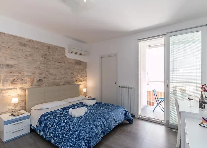 白与蓝住宿加早餐旅馆 3*