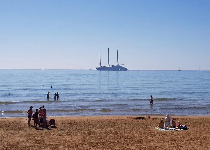 白与蓝住宿加早餐旅馆 拉古萨的码头