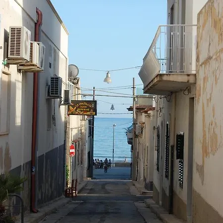 B&B Bianco E Blu 3* Marina di Ragusa
