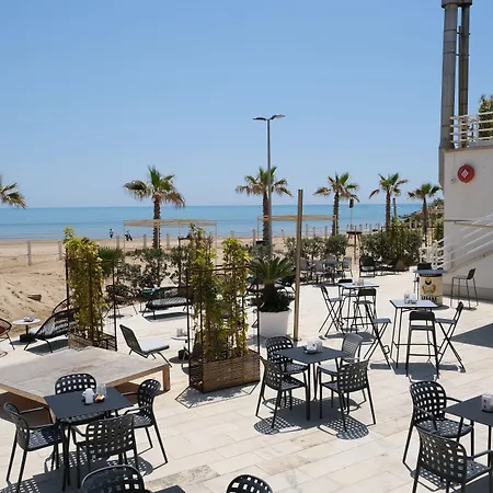 Alojamento de Acomodação e Pequeno-almoço Bianco E Blu Marina di Ragusa