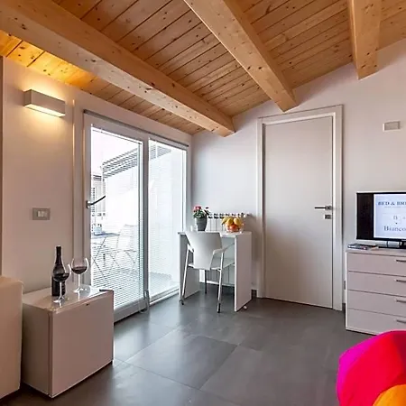 Bed & Breakfast Bianco E Blu 3*
