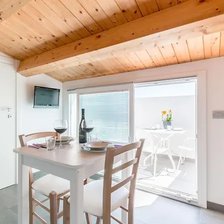 Bed & Breakfast B&B Bianco E Blu 2*